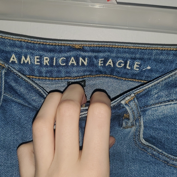 American Eagle Mom Jeans - Picture 5 of 7